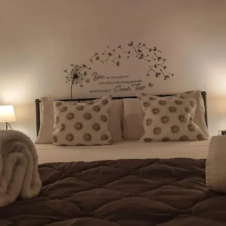 Katy House * Syracuse